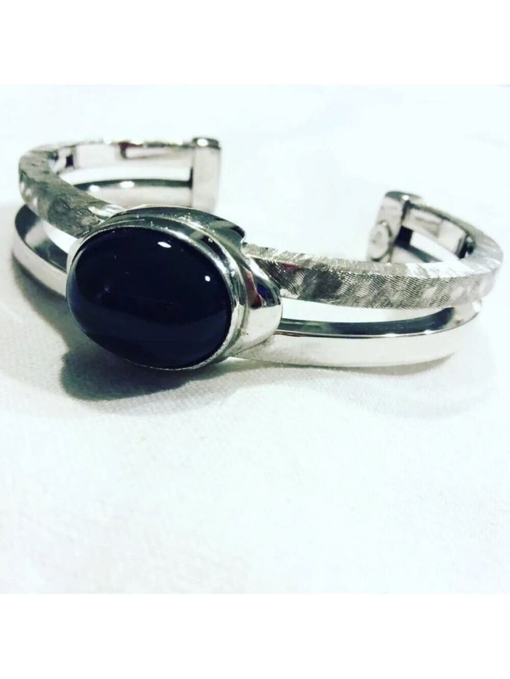 ITALIAN ONYX STERLING SILVER TEXTURED BRUSHED & POLISHED DOINLE CUFF BRACELET